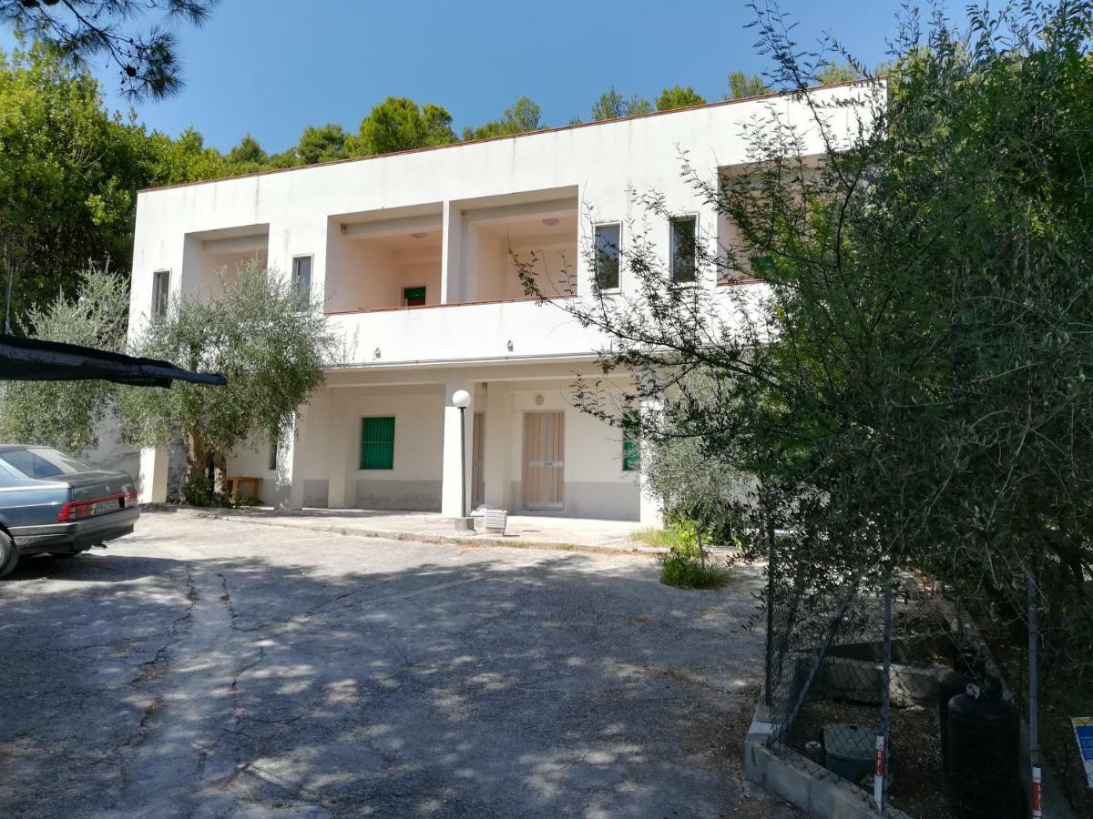 Casa Vacanze Pizzone Apartment Peschici Bagian luar foto